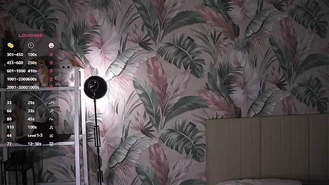 MarlinVarian's Live XXX Chat