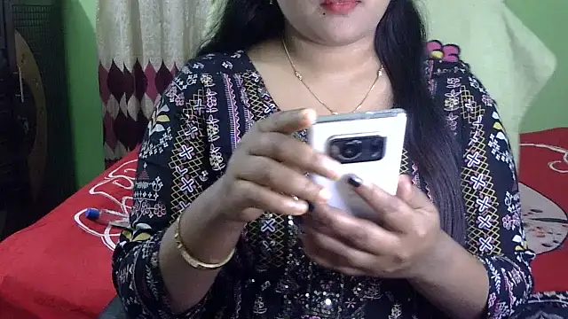 Czat XXX na żywo – BengaliQueenStar