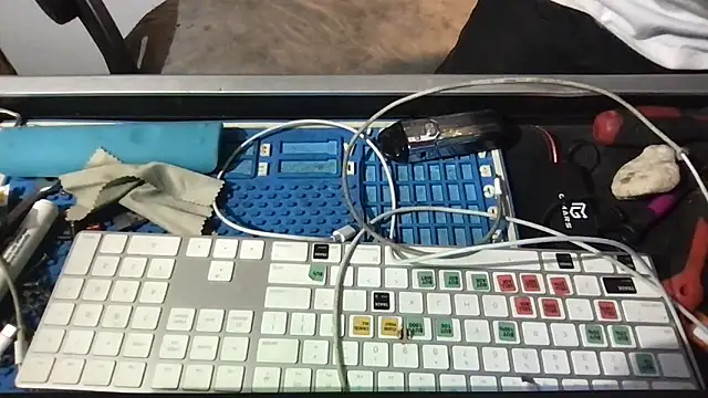 SinlessFreedom7's Live XXX Chat