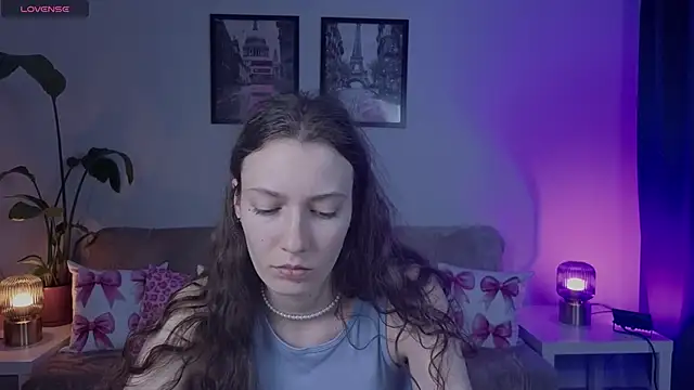 Show modela VioletaBloom na web-kameri