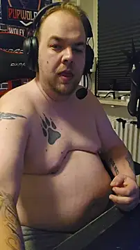 แชท XXX สดของ PupW0lfy