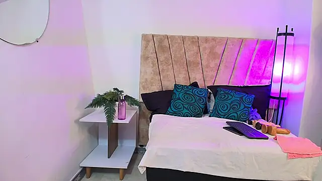 XXX chat uživo modela samay__bush