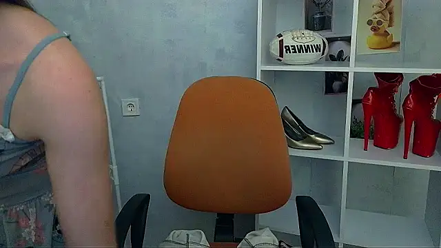 _Barbie_Kiss_'s Live XXX Chat