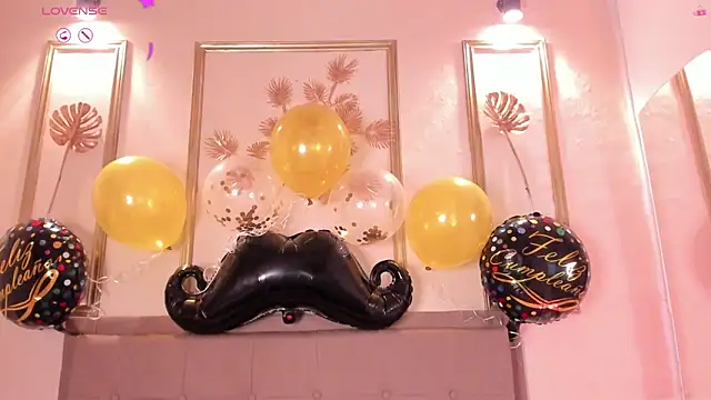 amandalee01 Adlı Modelin Canlı XXX Sohbeti