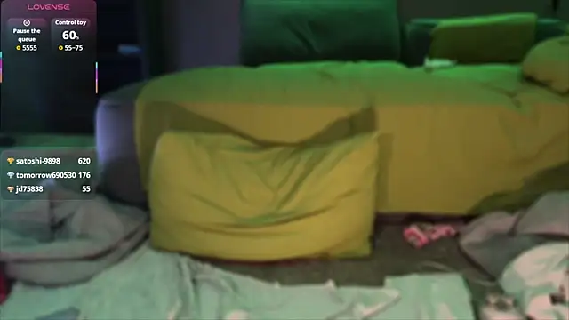 Bastet: вебкам-шоу