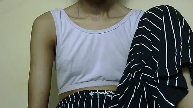 Chat XXX ao vivo de Anu_tiny