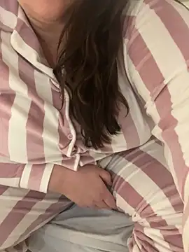 sweeti_Em Webcam Show