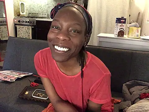 littyleesh1 élő XXX-chatje