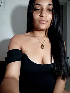 _Estrellita_のライブXXXチャット