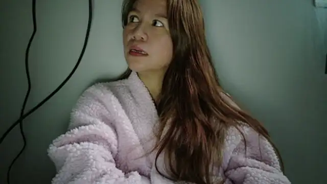 Pokazy przed kamerką – XLennaMX