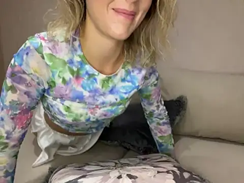 sirena124 现场XXX聊天