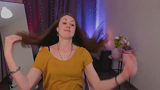 Juliet_Jamess: απευθείας συνομιλία ΧΧΧ