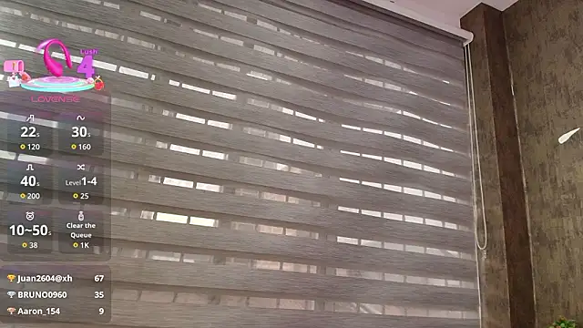 Chat +18 de anabelle_jones7 ao vivo