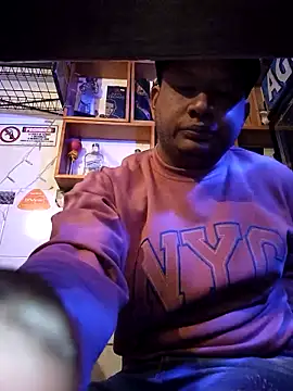 Вебкам-шоу themorenofit08