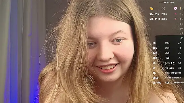 Pokazy przed kamerką – Vivian_cutie