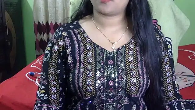 BengaliQueenStar Chat XXX in diretta