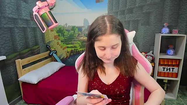 XXX chat uživo modela KiraDuvall