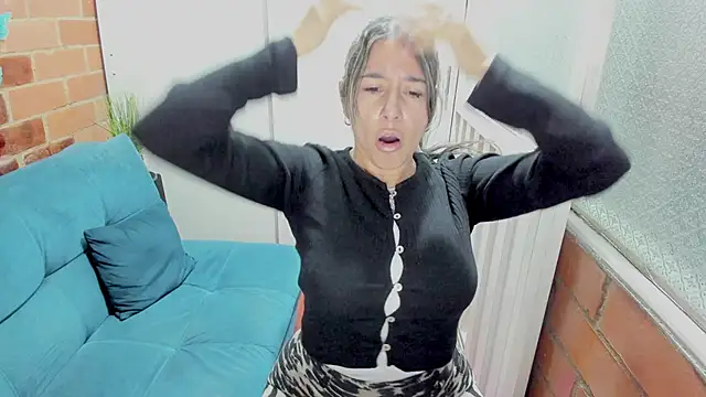 Chat XXX ao vivo de Penelope47