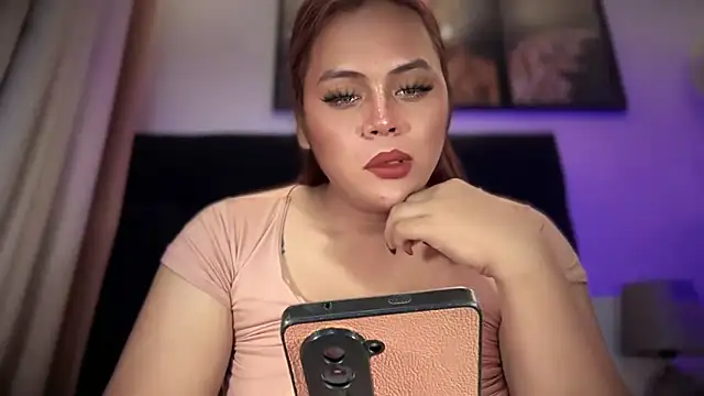 KhimMadness Adlı Modelin Canlı XXX Sohbeti