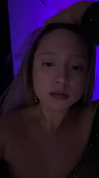 MiaPetit_'s Live XXX Chat