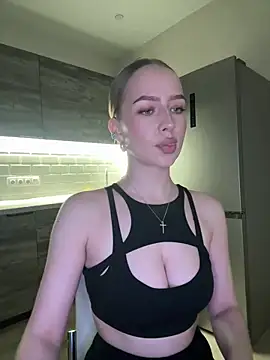 Онлайн чат XXX MissOyee