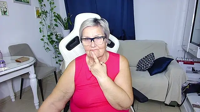 Selenna57 webcam show