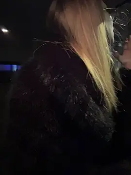 AnastasiaAniess' Live XXX Chat