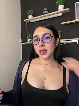 isabella_jade: онлайн-секс-чат