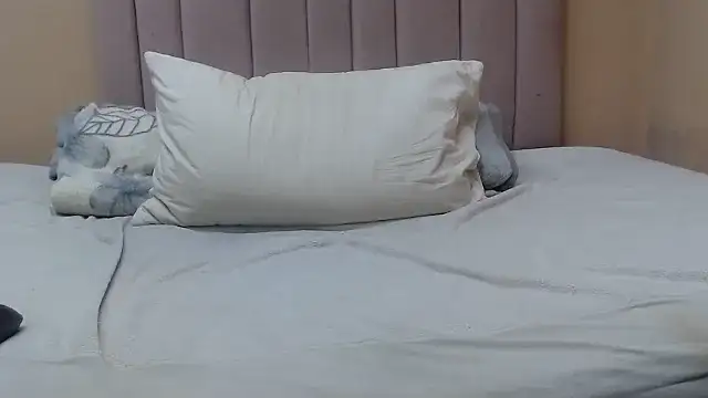 ThickDiva99 live XXX chat