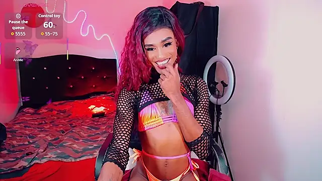 Kendall_hornyy – Kamerová šou