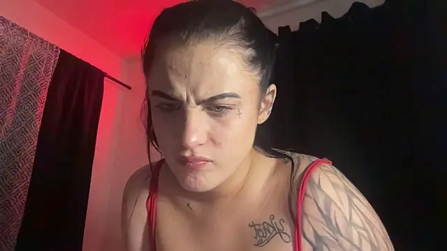 itsjennataylor's Live XXX Chat