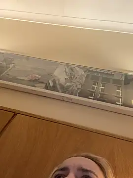 bambibabyy – Naživo XXX chat