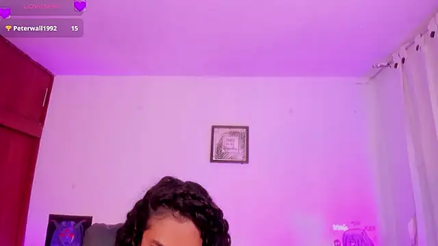 Cata_green Adlı Modelin Canlı XXX Sohbeti