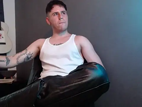 Antonello_Vannucci's Live XXX Chat