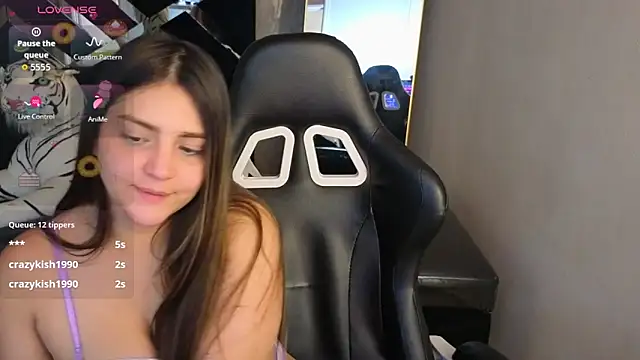 Chat XXX en directo de emily_cooper_t