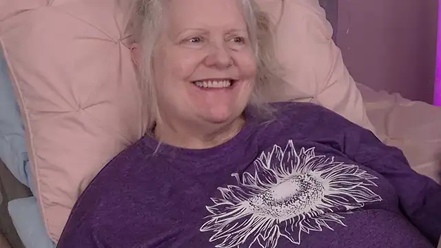 Онлайн чат XXX Kaitlyn_Winters