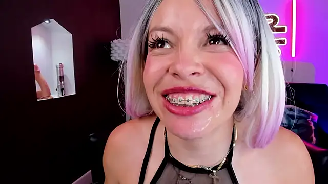 miss__wanda 现场XXX聊天