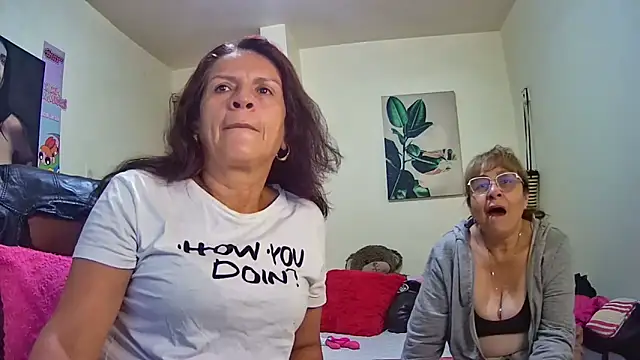 Chat XXX en directo de nicoltatiana_