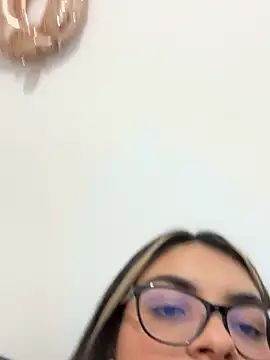 Chat +18 de Cat2525 ao vivo