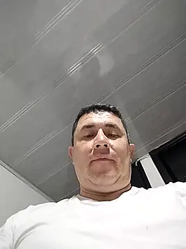 BigCristh79's Live XXX Chat