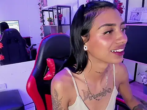 Chat XXX en directo de KarlaSlutSkinny__