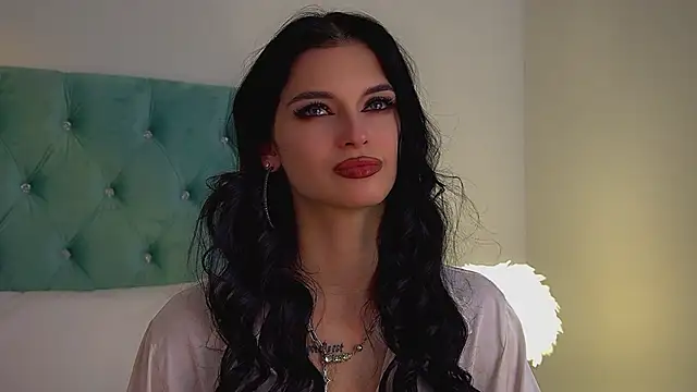 BeverlyMost: онлайн-секс-чат