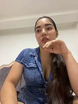 DulceChloe99's Live XXX Chat