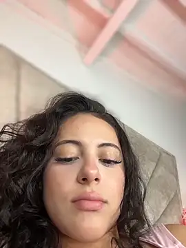 TeaseDollXXX webkamerás műsora