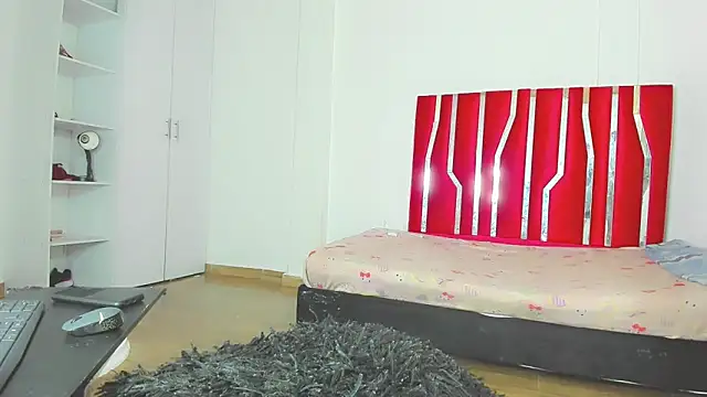 Webkamerová show sexynicolqueen