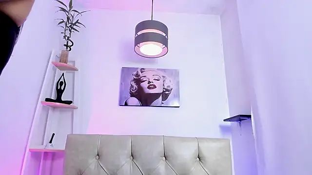 Вебкам-шоу AuroraSimmons