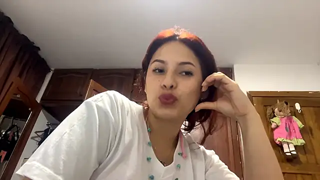 AlvertaCong Webcam show