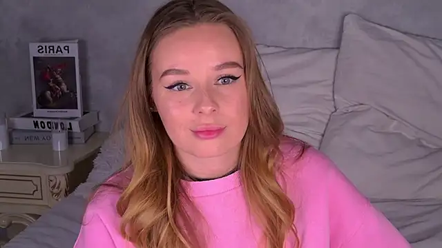 BeatriceEsmont 现场XXX聊天