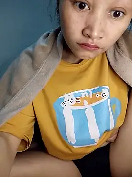 yumyum112 Show Webcam