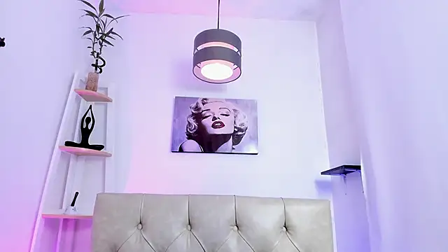 AuroraSimmons' Live XXX Chat